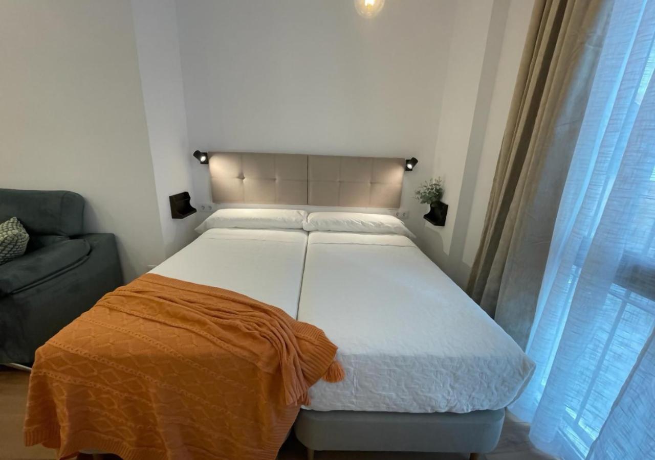 Global Suites Sevilla エクステリア 写真